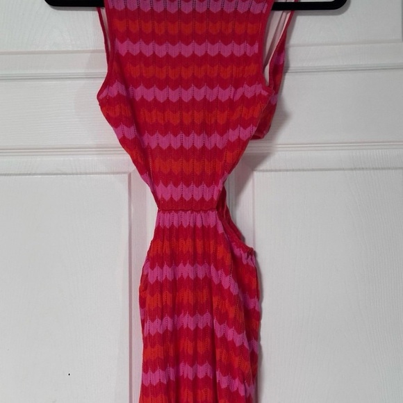 Show Me Your Mumu Maizy Cut Out Dress Orange
Pink Maxi Knit Size M - Picture 1 of 8